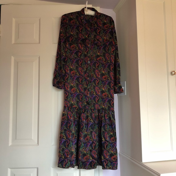 Anthropologie Dresses & Skirts - Silk vintage dress gorgeous